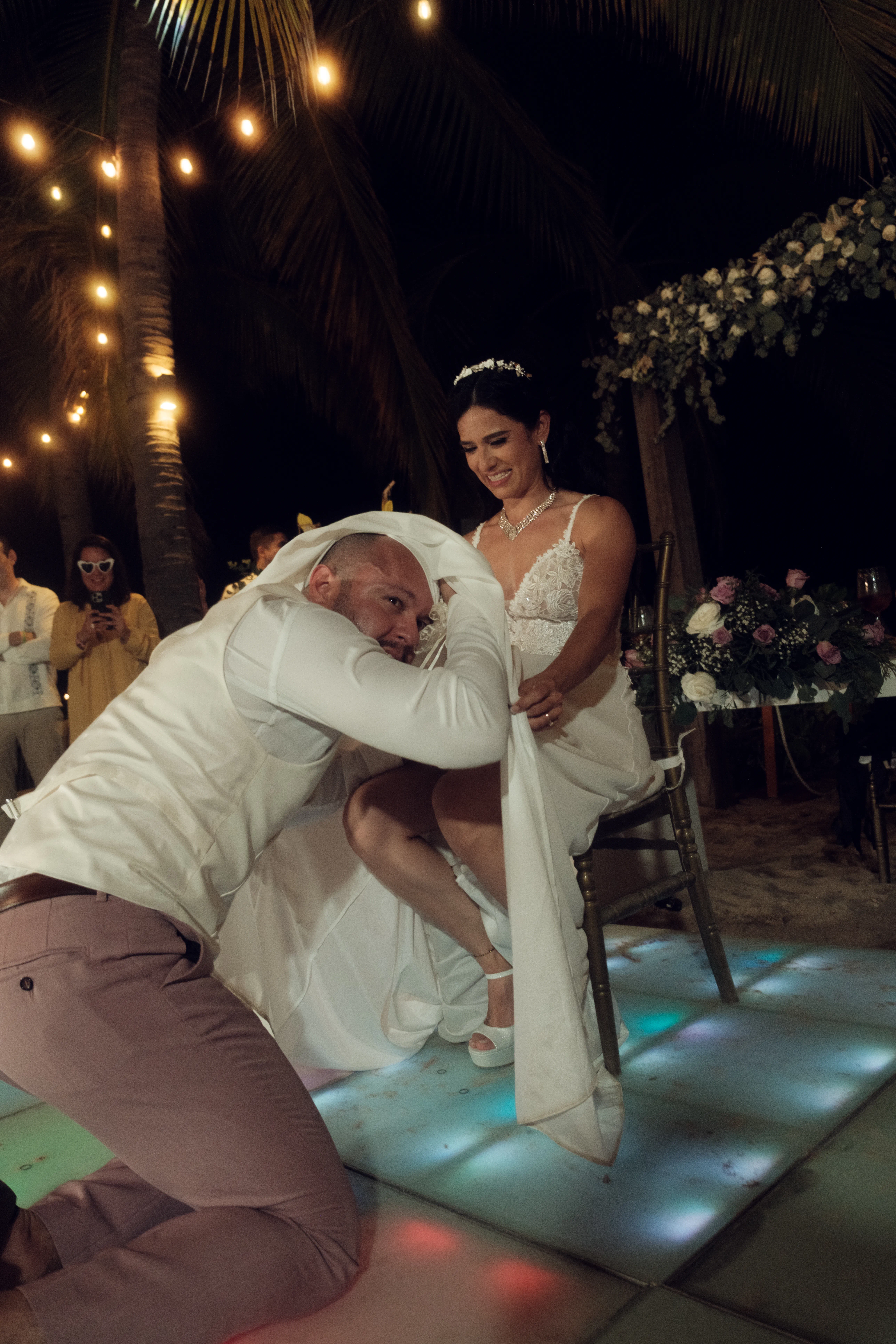 Fotografía editorial de boda - 1. Caro Y Paco   Puerto Vallarta Wedding